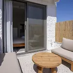 Apartman Naro Alacati Koeyici *