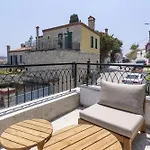 Naro Alacati Koeyici Çeşme