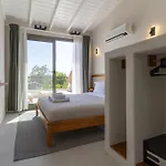 Naro Alacati Koeyici Apartman