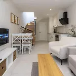 Apartman Naro Alacati Koeyici Çeşme