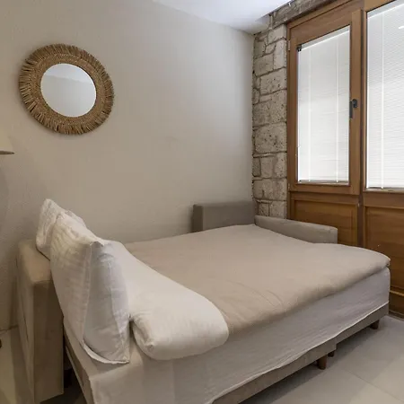 Naro Alacati Koeyici Lägenhet *