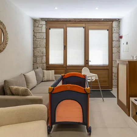 アパート Naro Alacati Koeyici Çeşme